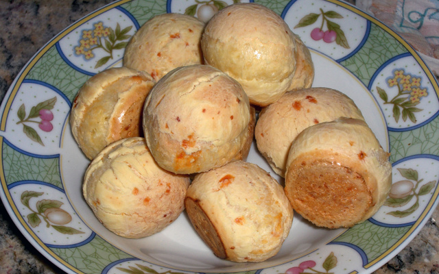 Pão de queijo super fácil