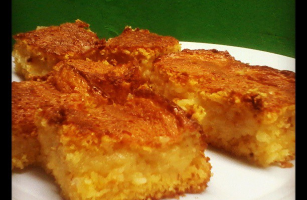 Bolo cremoso de fubá