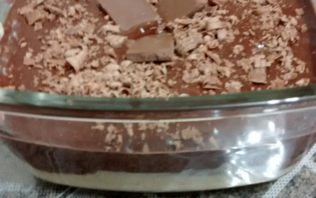 Mousse de creme com chocolate