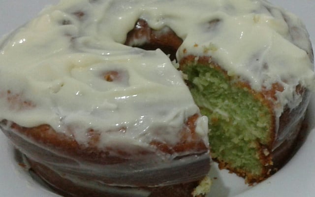 Bolo verde de limão
