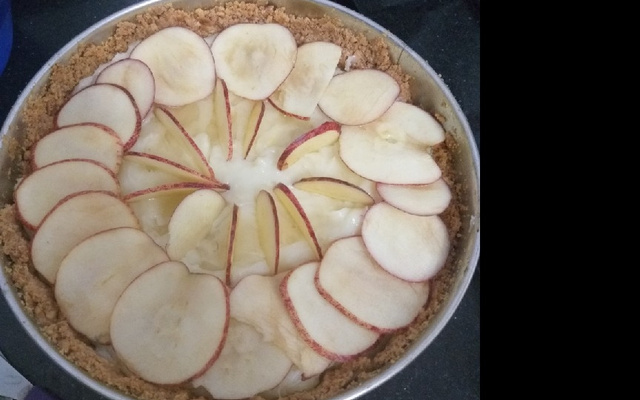 Torta de maçã com massa de bolacha