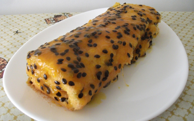 Rocambole de maracujá