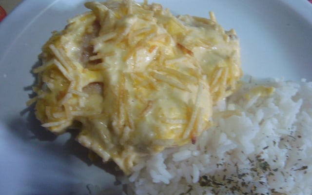 Frango com batata palha