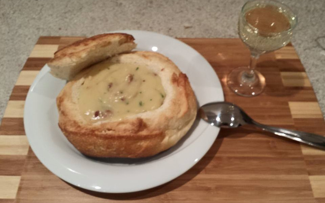 Creme de batata com alho poró e bacon