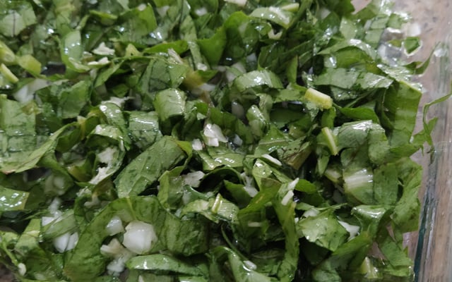 Salada de almeirão italiana