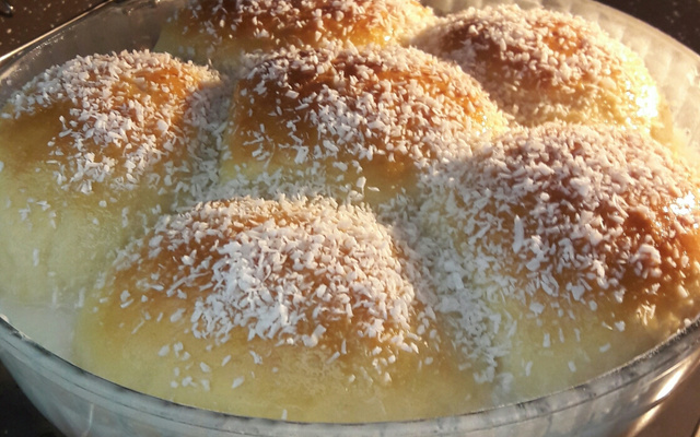 Pão doce com massa mole