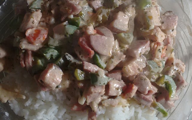 Molho branco com creme de leite e bacon