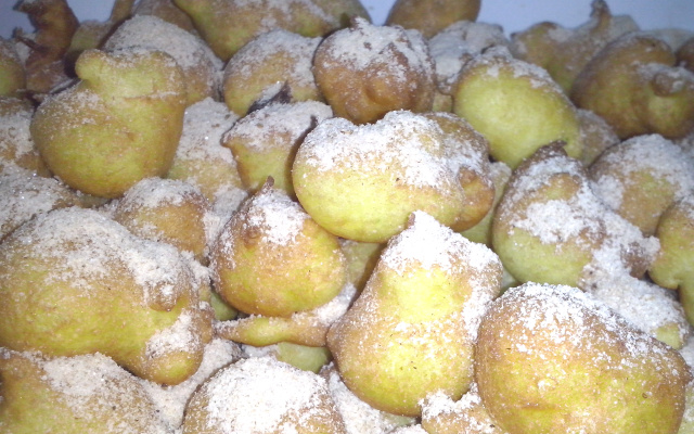 Bolinho de Chuva delicioso e sequinho.