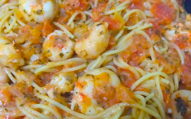 Espaguete ao fruto do mar