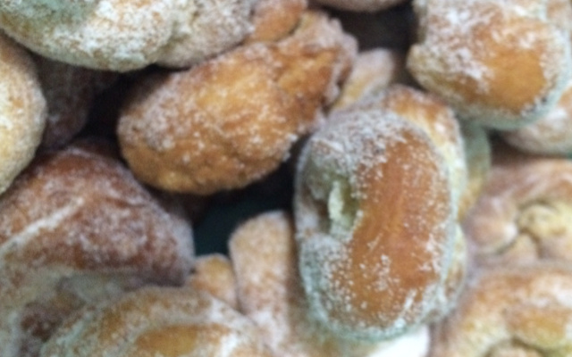 Rosquinhas com canela e açúcar