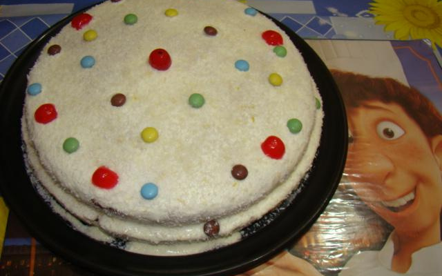 Bolo de coco recheio de coco