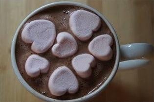 Chocolate quente com marshmallow