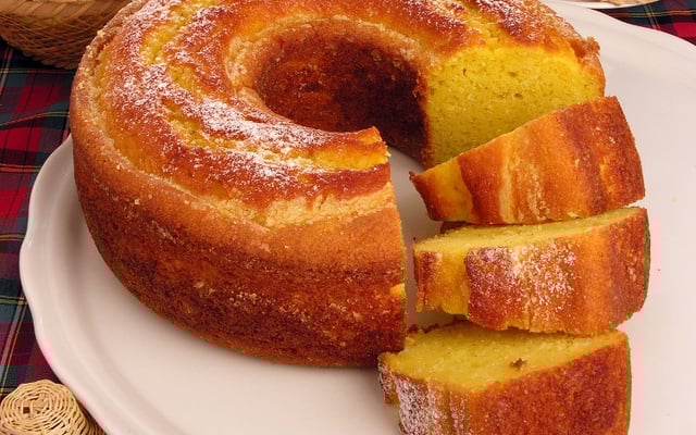 Bolo de milho cremoso de liquidificador