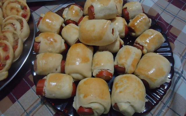 Enroladinho de salsicha