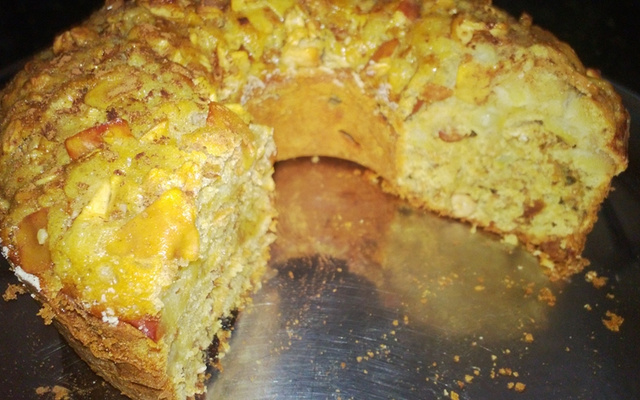 Bolo de granola e maçã