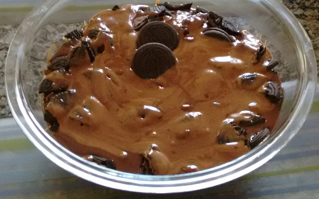 Pavê de chocolate branco com Negresco