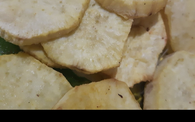 Chips de batata doce de micro-ondas