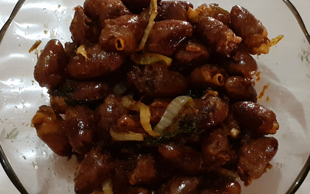 Coração de galinha na panela de pressão