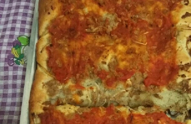 Pizza de forma para aniversário