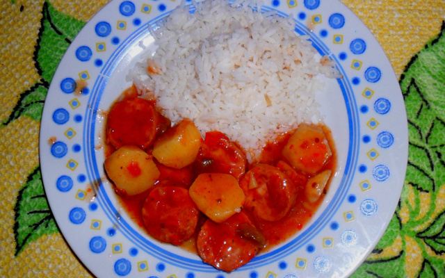 Ensopado de linguiça na pressão