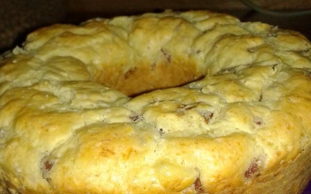 Pão de queijo com calabresa