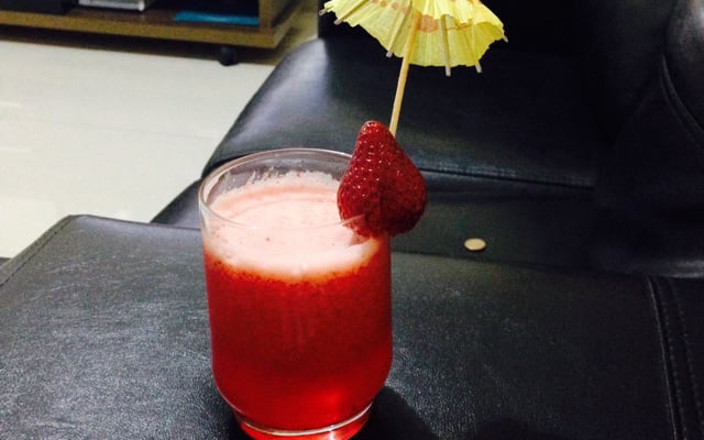 Suco de morango com limão