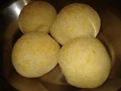 Pão de queijo mineiro legitimo