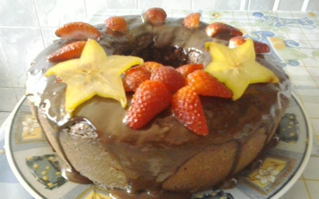 Bolo econômico de chocolate