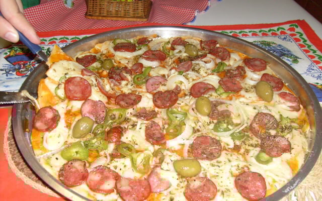 Massa básica para pizza caseira