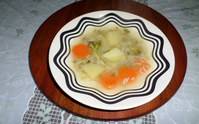 Sopa econômica de legumes