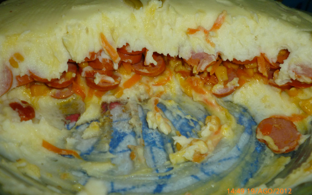 Escondidinho de salsicha