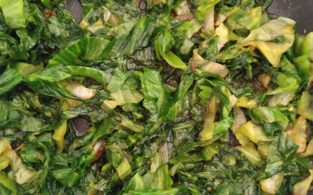 Alface refogada fácil