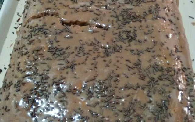 Bolo de chocolate fácil, delicioso e super fofinho