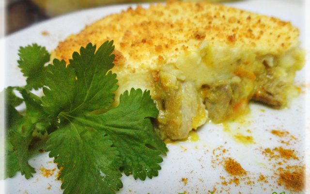 Escondidinho de dourado ao curry