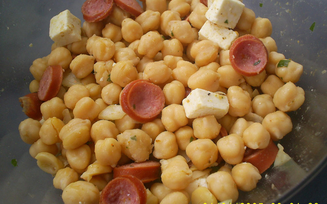 Salada de grão-de-bico especial