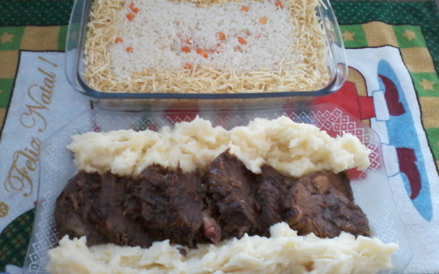 Carne assada de panela