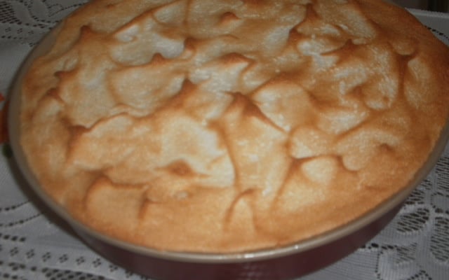 Delícia de maçã fácil, barato e prático