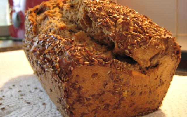 Pão de cereais fácil