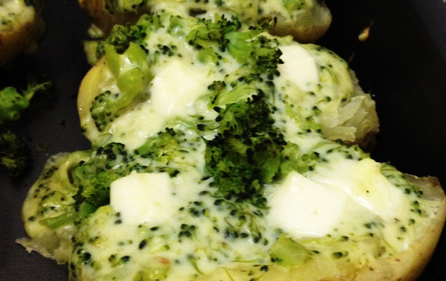 Batata recheada de microondas