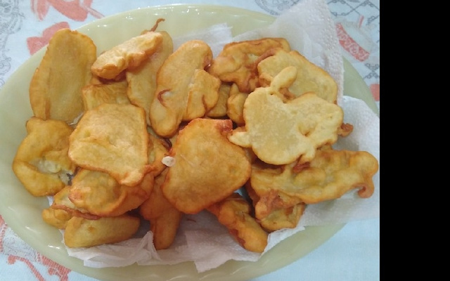 Bolinho de banana da Vó Liza