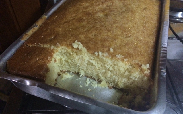 Bolo de laranja molhadinho