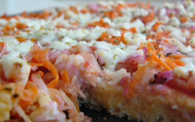 Pizza de arroz com rabanete
