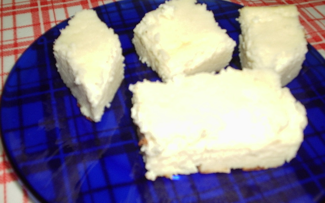 Torta de ricota com passas