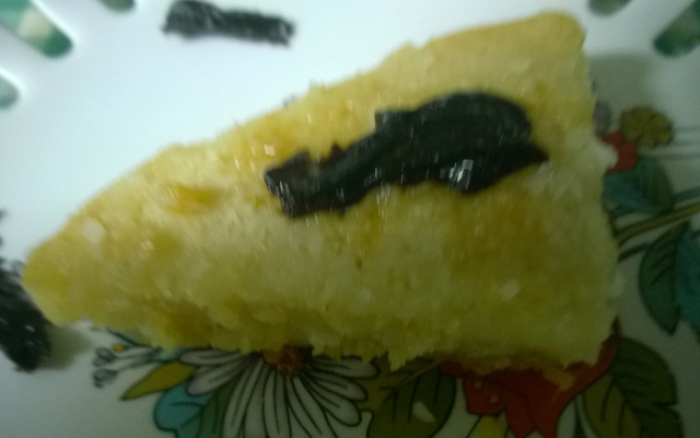 Bolo de mandioca (aipim) com ameixa do Lúcio Cezar