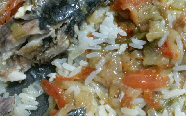 Escabeche de sardinha (tipo enlatada)