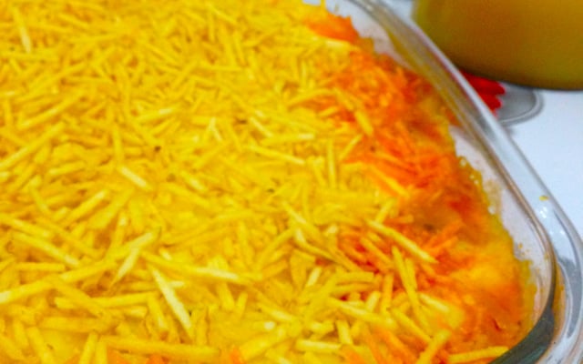 Escondidinho de requeijão com carne moída