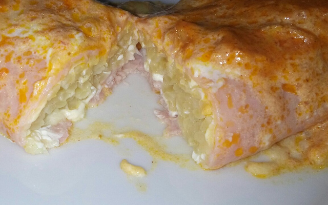 Enrolado de presunto e queijo