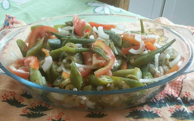 Salada de quiabos