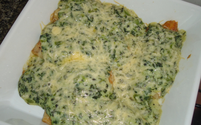 Linguado ao molho de espinafre