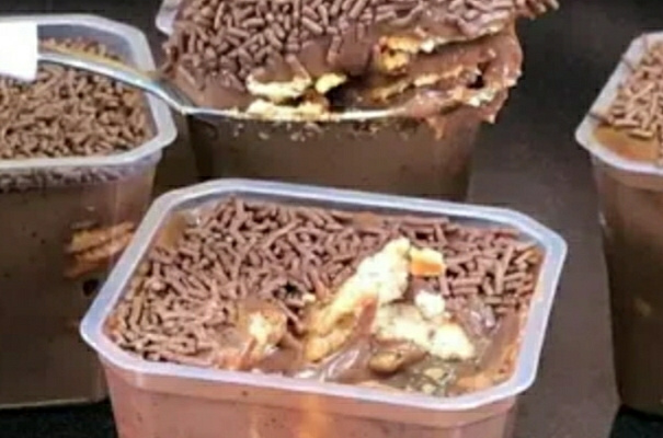 Pavê de brigadeiro no pote